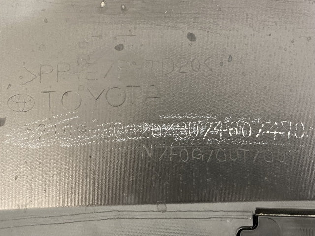 新車取り外し!クラウン/クロスオーバー TZSH35/AZSH35 純正 リア スポイラー 52169-30320/30 素地 トヨタ(136856)