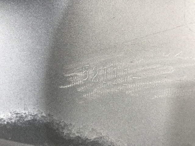 新車取り外し!プロフィア 3代目・2017年- 純正 フロント センター バンパー 52111- 52111-E0880 ホワイト ソリッド 日野(138642)