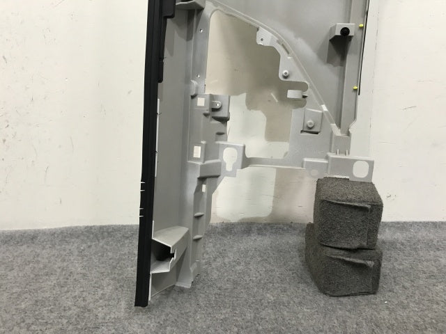 新車取り外し!フォワード 5代目/2021- 純正 後期 左 フロント コーナーパネル/コーナーカバー ホワイト ソリッド いすゞ(138740)