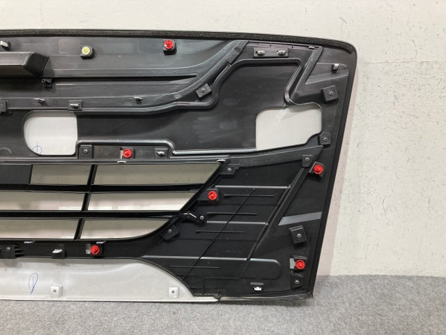 新車取り外し!ギガ 大型 2代目 2015- 10t 純正 フロント グリル/ラジエーターグリル ホワイト ソリッド いすゞ(138943)
