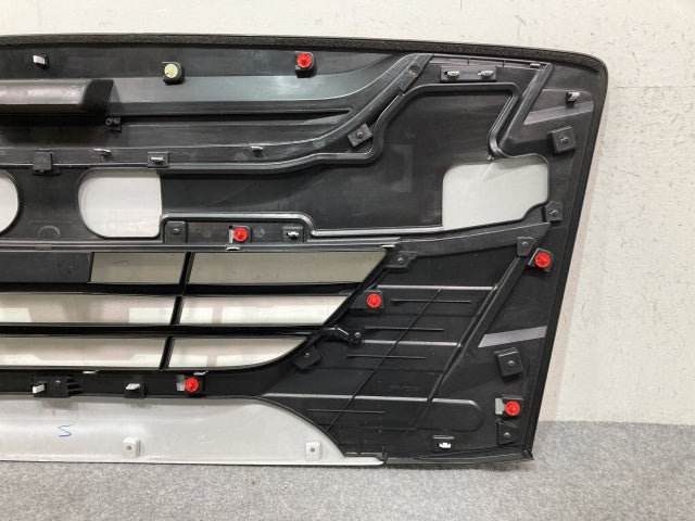新車取り外し!ギガ 大型 2代目 2015- 10t 純正 フロント グリル/ラジエーターグリル ホワイト ソリッド いすゞ(138954)