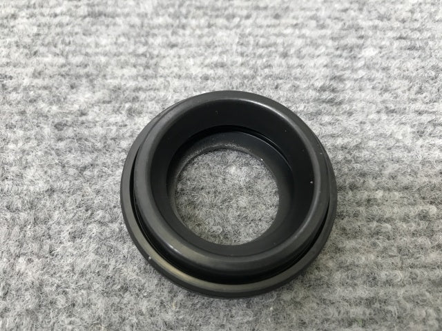 新品!ハイラックスサーフ/トヨエース/ランクル 等 社外 スパーク プラグ ホール シール 23682-30020 トヨタ(139025)