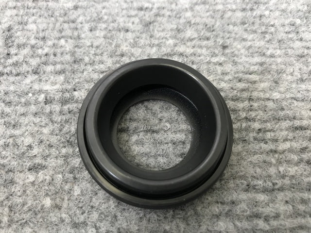 新品!ハイラックスサーフ/トヨエース/ランクル 等 社外 スパーク プラグ ホール シール 23682-30020 トヨタ(139027)