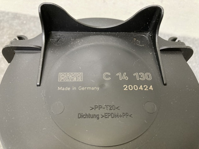 新品! 汎用 エア エレメント フィルター MANN FILTER C 14 130 フォルクスワーゲン/アウディ(139028)