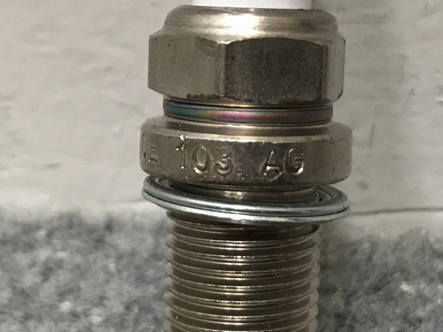 新品! 社外 スパーク プラグ BERU 14F-6LIPRS フォルクスワーゲン/アウディ(139051)