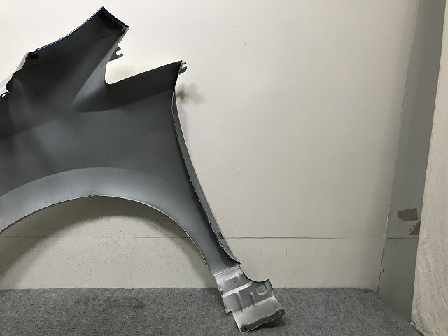 リーフ/LEAF e+ ZE1 純正 右 フロント フェンダー ピュアホワイトパール(3P)/オーロラフレアブルーパール(P) 2トーン XKC 日産(139495)