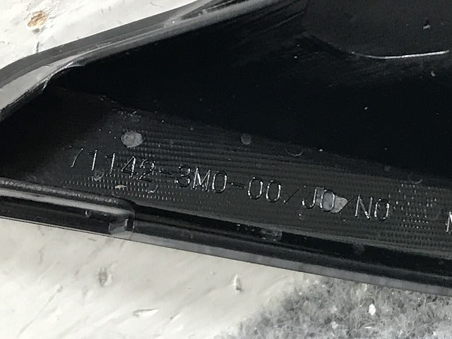 新車取り外し!ヴェゼル/VEZEL e:HEV RV3/RV4/RV5/RV6 純正 右 フロント フォグランプ ガーニッシュ 71142-3M0-00/J0/N0 ブラック(139766)