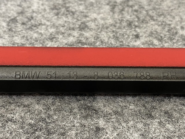 新品!X5 E70/2007-2013 純正 右 フロント ドア モール/プロテクター 51 13 8 036 788 51137903858 未塗装 BMW(140093)