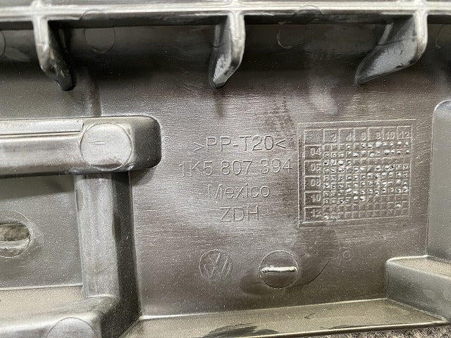 新品!ジェッタ 1K系/2006-2011 純正 右 リア バンパーブラケット 1K5 807 394 1K5807394 素地 フォルクスワーゲン(140109)