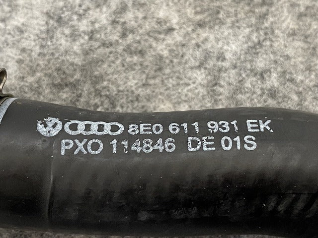 新品!A4 8E系 純正 バキューム パイプ 8E0 611 931 EK 8E0611931EK アウディ(140188)