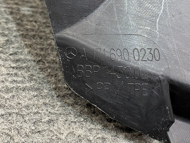 新品!SLK R171 純正 右 フロント フェンダーライナー/ホイールハウジング A171690 0230 A1716900230 メルセデスベンツ(140215)