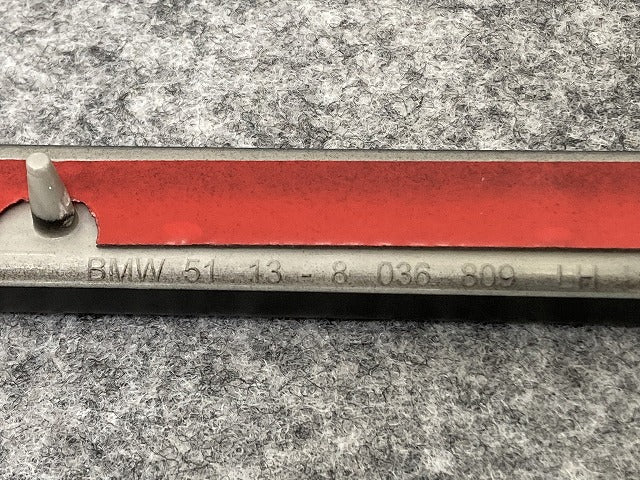 新品!X5 E70 純正 左 リア リアドアモール 51.13-8 036 809 51137903859 サフ BMW(140220)