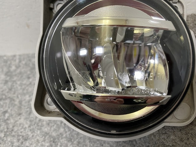 純正 左 フォグランプ/フォグライト LED ダイハツ/トヨタ/ホンダ/スバル/スズキ 汎用 KOITO 114-11092(140345)
