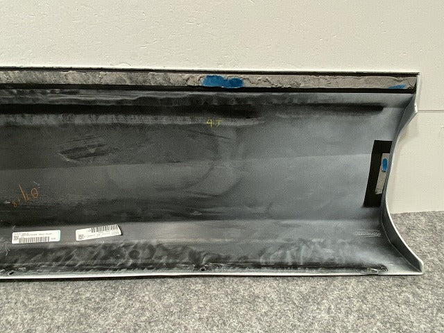 新車外し!カローラ クロス ZSG10/MXGA10/ZVG11/ZVG15/ZVG13/ZVG16 純正 右 フロント サイドステップ/サイドスカート 76903-ZG100 (140546)
