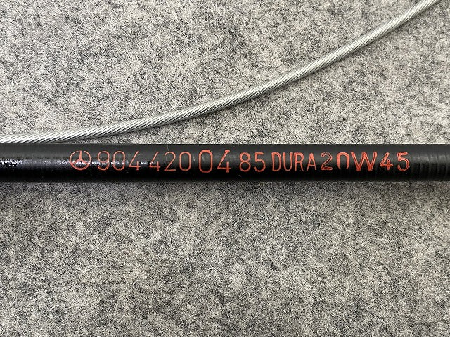 新品!W202 ケーブル パーキングブレーキケーブル 904 420 04 9044200485 メルセデスベンツ(141650)