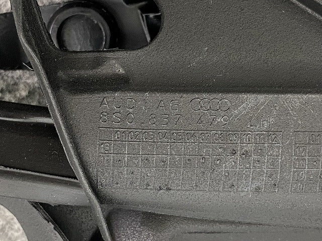 新品!TTクーペ 2014-2019 純正 左 ドアラバードアシールウェザーストリップ 8S0.837.479 8S0837479B ブラック アウディ(141791)