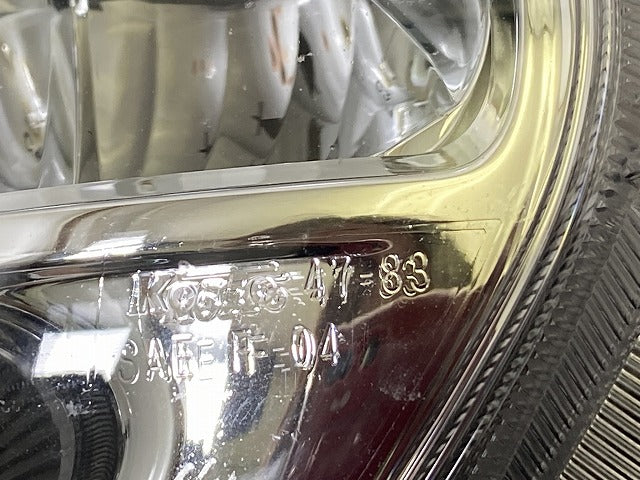 プリウス 50系/ZVW50/ZVW51/ZVW55 純正 前期 右 フォグランプ/フォグライト LED KOITO 47-83 トヨタ(142071)