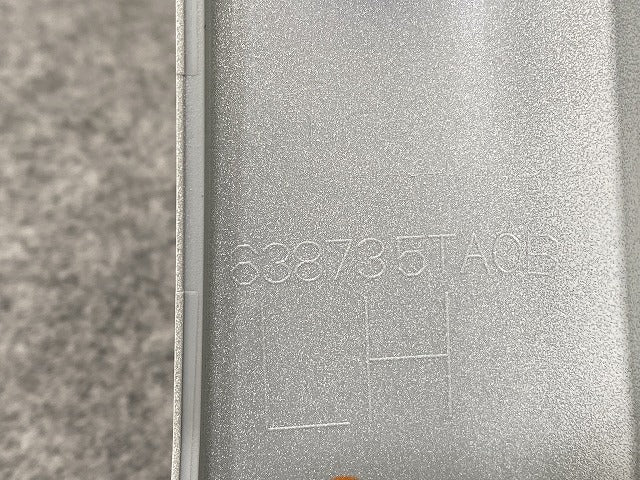 セレナ/ハイウェイスター C27/GFC27/GFNC27 e-POWER/HFC27 純正 左 フロント フェンダー サイドパネル 638735TA0B ホワイトパール(142094)