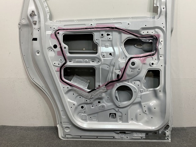 アルファード/ヴェルファイア 40系/AGH40/AGH45 TAHA40W/TAHA45W ハイブリッド/AAHH40W/AAHH45W 左前 スライドドア ホワイト(142127)