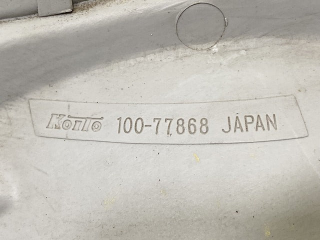 ダイナ/トヨエース/デュトロ 平成23年7月~ 純正 右 ヘッドライト/ランプ ハロゲン KOITO 100-77868 トヨタ(142546)
