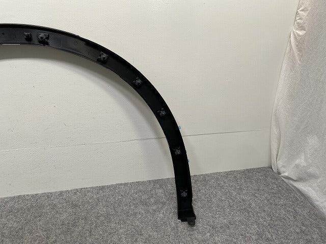 新品!ティグアン 5N系 純正 左 リア フェンダーアーチモール/オーバーフェンダー 5NA854819J 5NA854819J9B9 素地 (142963)