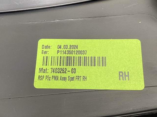 新品!ミニ F55/F56/F57 純正 右 フロント フェンダーアーチモール/オーバーフェンダー 5177 7 300 820 51777403252/51777300820(143011)