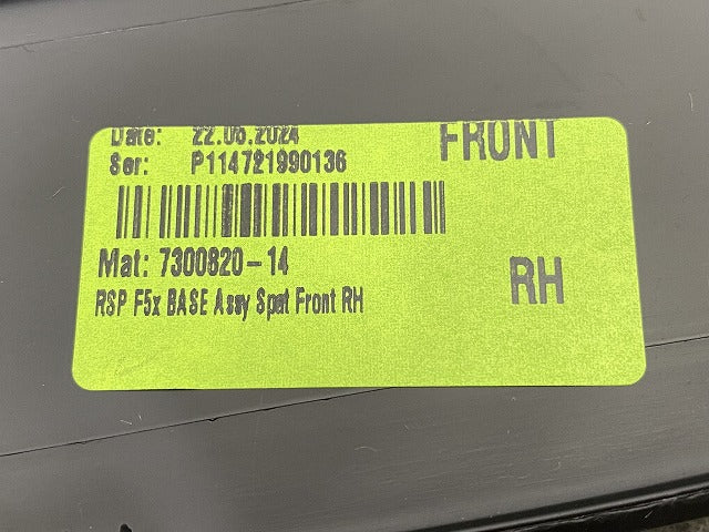 新品!ミニ F55/F56/F57 純正 右 フロント フェンダーアーチモール/オーバーフェンダー 5177 7 300 820 51777300820 素地 MINI(143013)