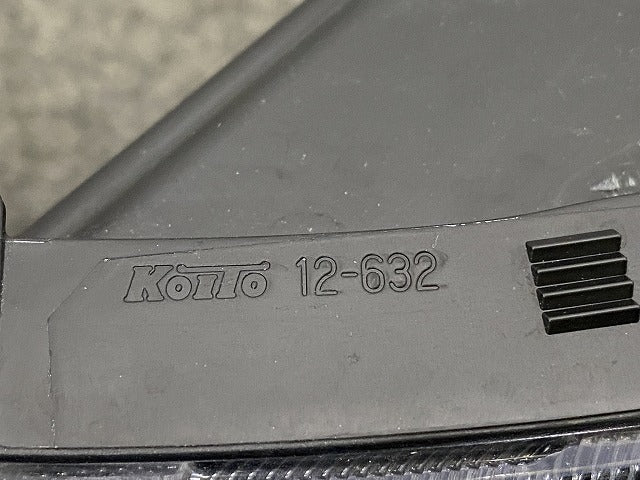 カローラ ツーリング 210系/NRE210W/ZRE212W/MZEA17W/MZEA12W/ZWE214W/211W/219W/215W 純正 左 ヘッドライト/ランプ LED 12-632(143621)