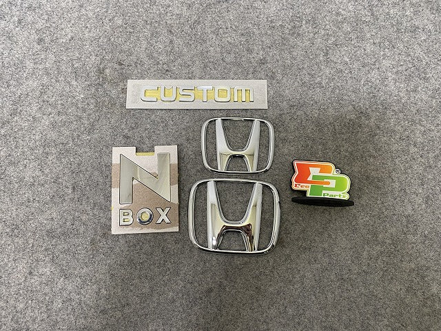 新車取り外し!N-BOX/NBOX Nボックス JF5/JF6 純正 エンブレム/オーナメント 75700-TA0-A000 メッキ ホンダ(144384)