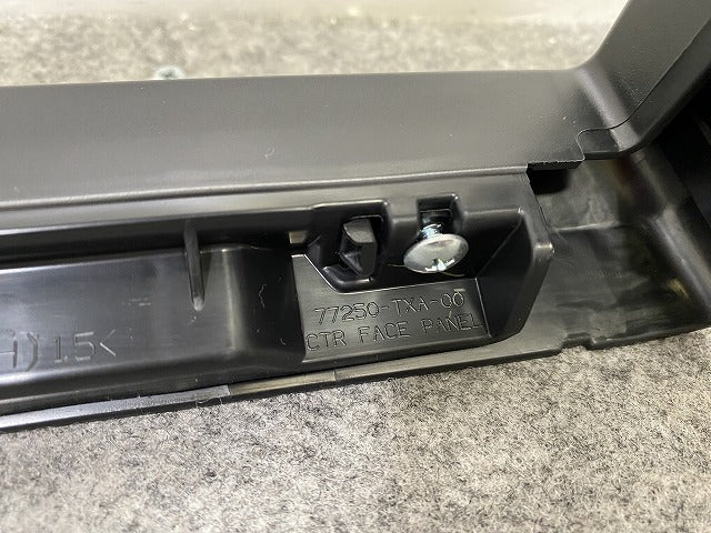 新車取り外し!N-VAN/NVAN/Nバン JJ1/JJ2 純正 オーディオパネル 77250-TXA-00 素地 ホンダ(144726)
