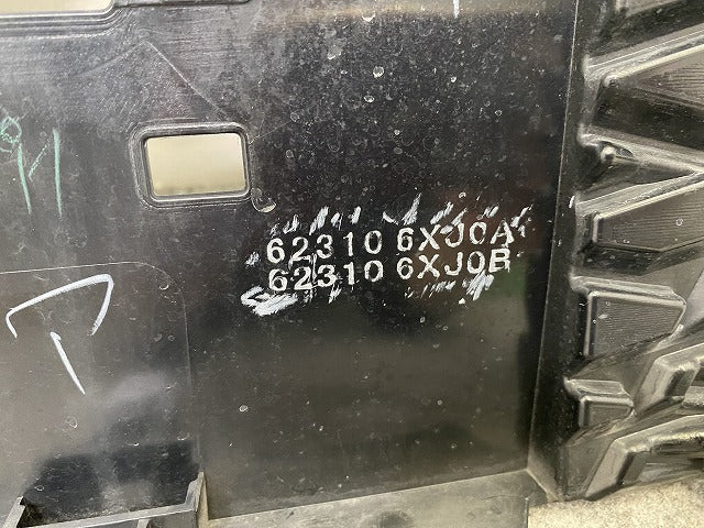 ノート/NOTE E13/SNE13 純正 フロント グリル/ラジエーターグリル カメラ穴付 62310 6XJ0A/B 62310-6XJ0B ブラック ソリッド 日産(144772)
