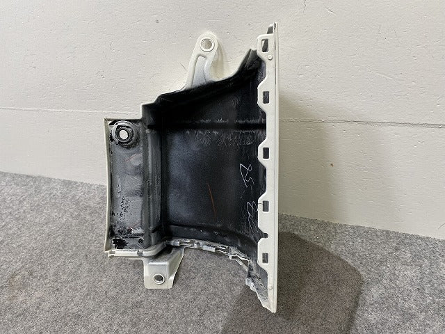 セレナ ハイウェイスター/S/X/G/XV/C27/GFC27/GFNC27/GC27/GNC27 純正 後期 左 リア コーナーパネル/コーナーカバー 85231 5TT1H(144786)