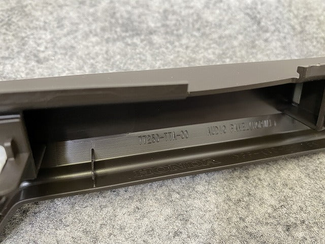 新車取り外し!N-BOX NBOX Nボックス JF3/JF4 純正 オーディオパネル センターパネル インパネ 77250-TTA-00 素地 ホンダ(144848)