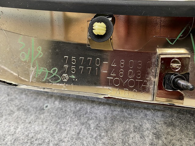 ハリアー 60系/ZSU60W/ZSU65W/ASU60W/ASU65W ハイブリッド/AVU65W 純正 前期 ボンネットモール 75770-48030/75771-48030(144920)