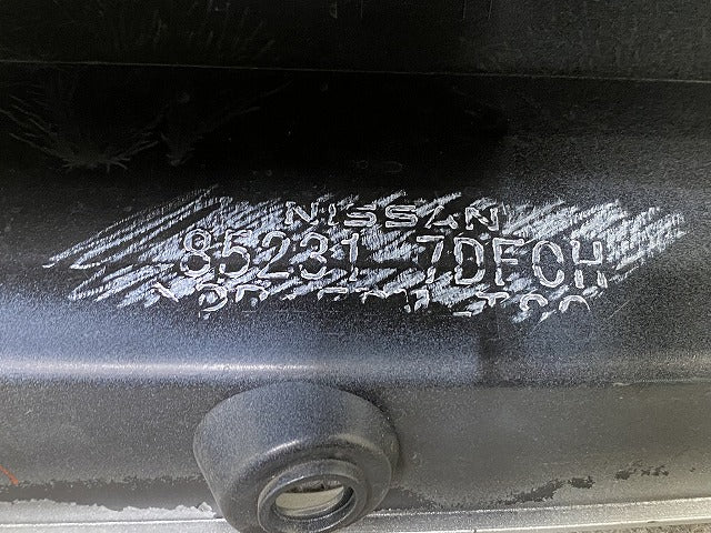 セレナ/ハイウェイスター X/XV/C28/NC/FC/FNC/GC28/GFC 純正 左 リア コーナーパネル/コーナーカバー 85231 7DF0H シルバーM K23(145012)