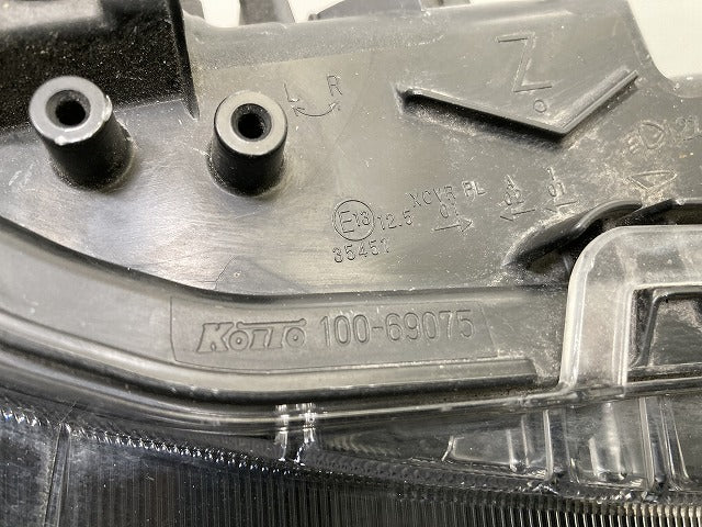 タント カスタム LA650S/LA660S 純正 前期 右 ヘッドライト/ランプ レベライザーLED 刻印Z KOITO 100-69075 ダイハツ(145161)