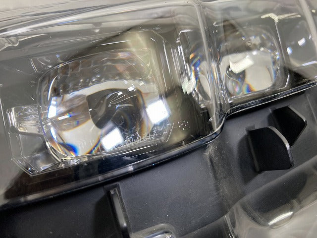 プリウス PHV ZVW52 純正 左 ヘッドライト/ランプ LED 刻印イ KOITO 47-88 811585-47631 トヨタ(145184)