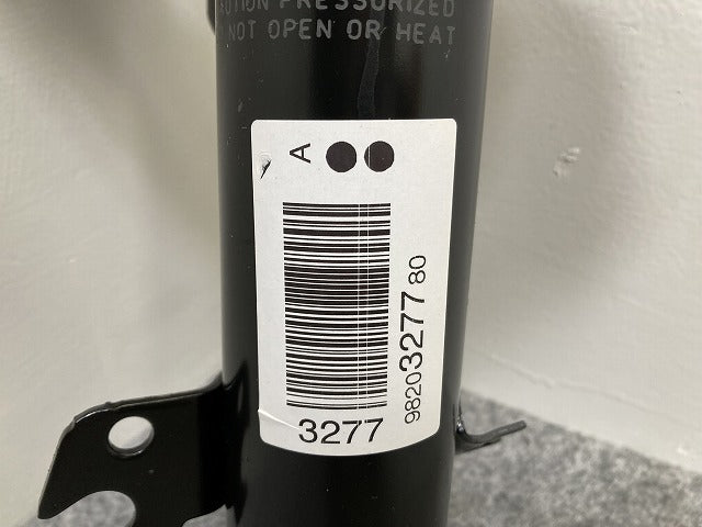 新品!2008 A94HN01 純正 右 フロント ショック アブソーバー 9820327780 プジョー(145542)
