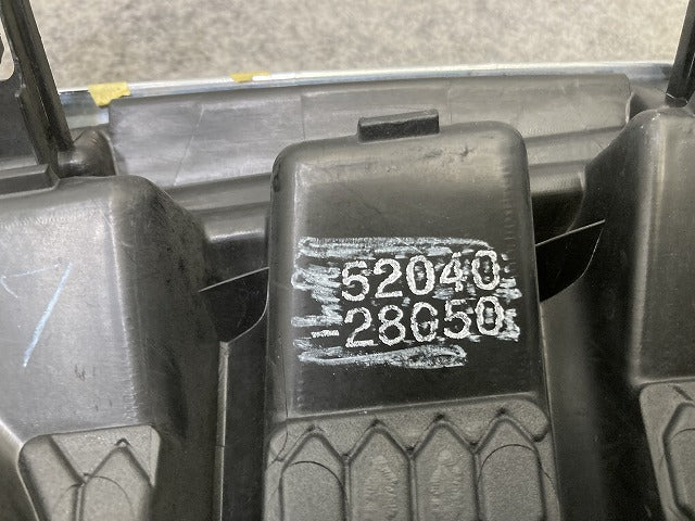 ヴォクシー VOXY ZS 80系/ZRR80W/ZRR85W ハイブリッド/ZWR80W 純正 前期 左フロント フォグカバー/フォグランプカバー 52040-28050(145789)