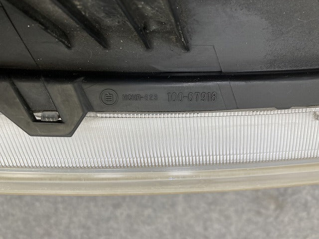 デリカD:5/D5 CV1W/CV2W/CV4W/CV5W 純正 右 ヘッドライト/ランプ キセノン HID レベライザー KOITO 100-87918 8301D298 三菱(145973)