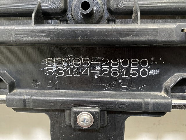 ノア NOAH G/X 80系/ZRR80G/ZRR85G/ZWR80G 純正 後期 フロント グリル/ラジエーターグリル 53105-28080/53114-28150(145994)