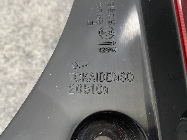 ミラ ココア L675S/L685S 純正 右 テールランプ/ライト/レンズ ハロゲン TOKAIDENSO 20510 ダイハツ(146069)