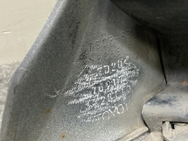 エスティマ アエラス 50系 ACR50W/ACR55W/GSR50W/GSR55W/AHR20W 純正 右 クォーター プロテクター パネル 76917-28110(146320)