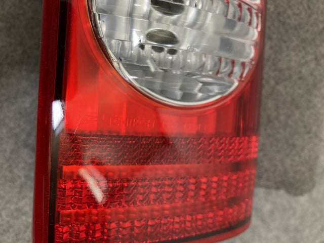 ムーヴ L150S/L152S/L160S 純正 右 テールランプ/ライト/レンズ ハロゲン ICHIKOH 4962 81551-97225 ダイハツ(146586)
