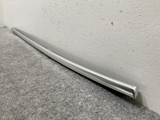 新品!X1 E84 純正 左 リア ドア ベルトモール 51352990879 メッキ BMW(147022)