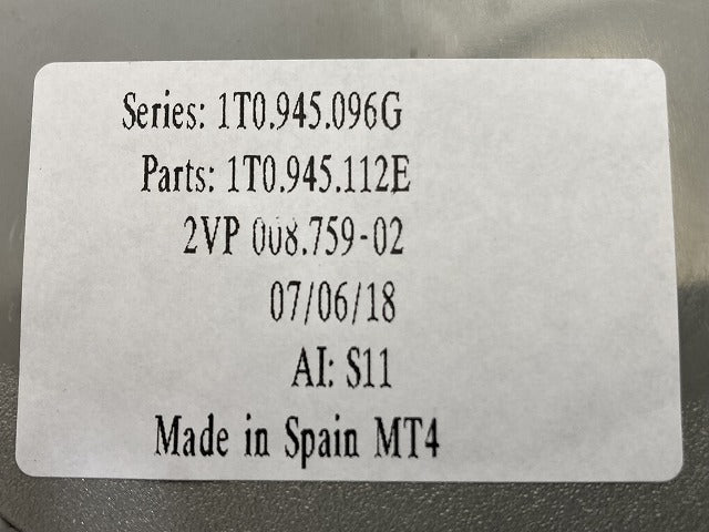 新品!トゥーラン 1T系 純正 右 テールランプ/ライト/レンズ ハロゲン HELLA 1T0.945.096G 1T0945096G フォルクスワーゲン(147081)