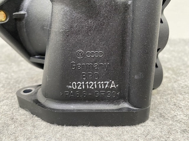 新品!Vクラス W638 純正 サーモスタット ハウジング 021121117A A0002030061 未塗装 メルセデスベンツ(147105)