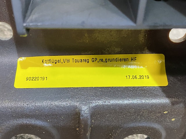新品!トゥアレグ 7L系 純正 右 フロント フェンダー 7L6.621.106 G 7L6821102N サフ フォルクスワーゲン(147157)