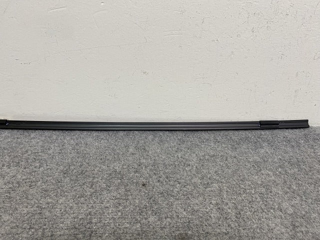 新品!850 S70/V70/V70 XC フロント ガラス 上部 トリム モールディング V9178160 ボルボ(147227)