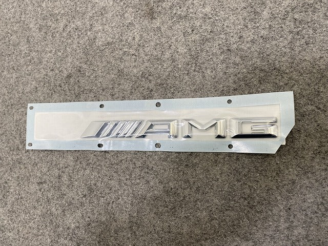 新品!GLAクラス X156 純正 リア エンブレム/オーナメント A1568170014 メッキ メルセデスベンツ(147274)